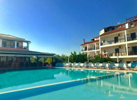 Отель Bruskos Hotel