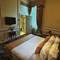 Отель Paradise Inn Windsor Palace Hotel