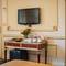 Отель Paradise Inn Windsor Palace Hotel