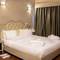 Отель Paradise Inn Beach Resort