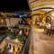 Отель Elegance Cave Suites