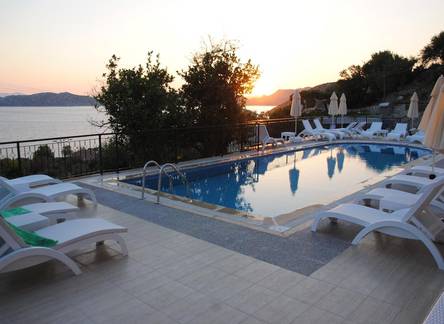 Отель Saranda Club Hotel
