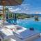 Отель Oceans 11 Villa