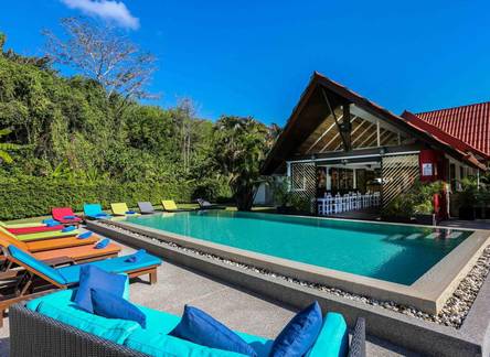 Отель Naiharn Beach Resort