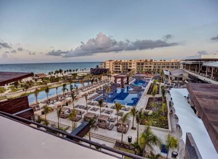 Отель Royalton Riviera Cancun Resort Spa - All Inclusive