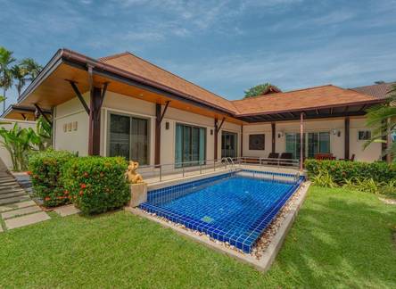 Отель Villa Balai by Tropiclook: Niche style Nai Harn beach