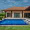 Отель Villa Balai by Tropiclook: Niche style Nai Harn beach