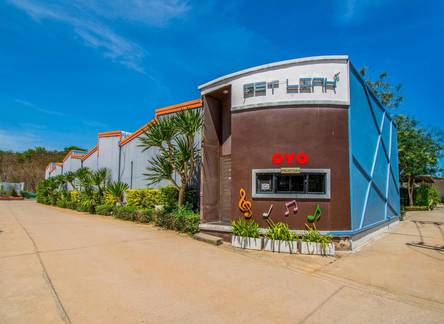 Отель Get Link Hip Hotel
