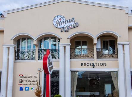 Отель Room Room Boutique Hotel