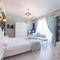 Отель Room Room Boutique Hotel