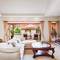 Отель Villa White Elephants
