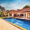 Отель Villa White Elephants