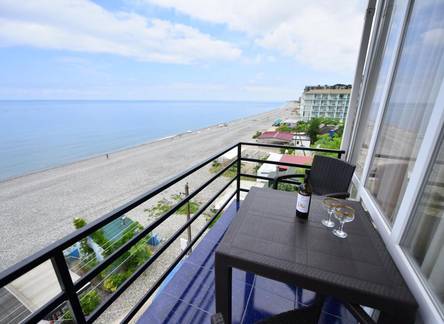 Отель Lazuri Hotel