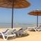 Отель Royal Beach Resort