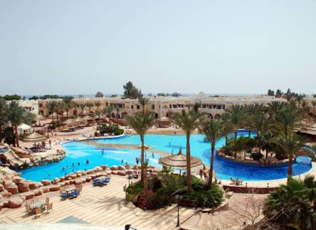 Отель Faraana Reef Resort