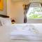 Отель Baan Yuyen Karon Guesthouse
