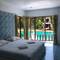 Отель Koh Chang Thai Garden Hill Resort