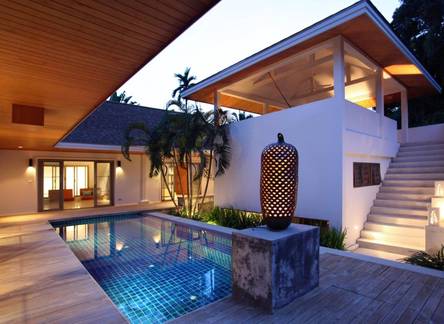 Отель Nai Harn Beach Villa