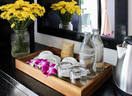 Отель Naiharn Retreat Resort