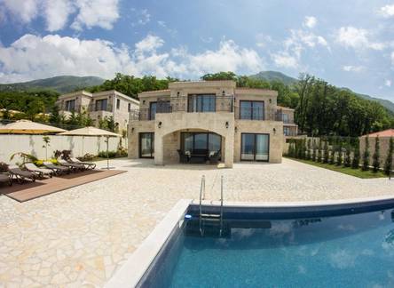 Отель Oak Leaf Residences