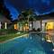 Отель Villa Heni by TropicLook