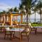 Отель Movenpick Resort Cam Ranh