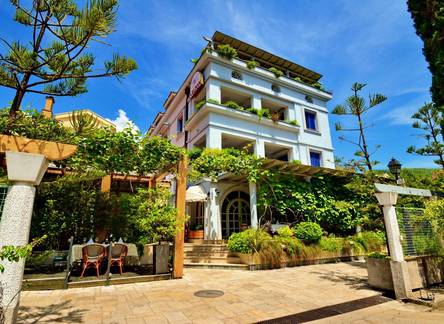 Отель Villa Velzon Hotel