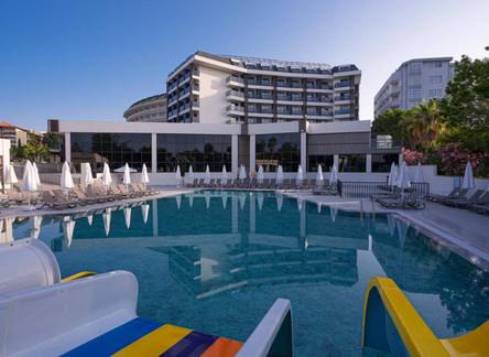 Отель Seaphoria Beach Resort