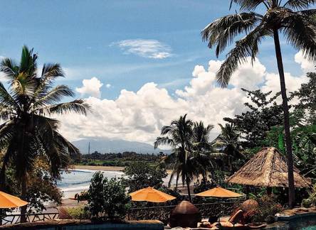 Отель Puri Dajuma Beach Eco-Resort & Spa
