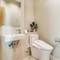 Отель Oakwood Hotel and Residence Sri Racha