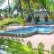 Отель Bay Breeze Hotels & Resorts