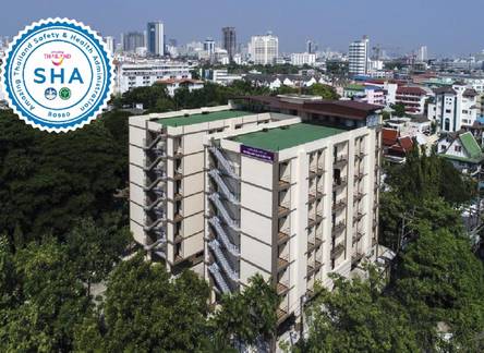 Отель Studio Residence Sukhumvit 71