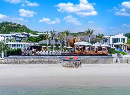 Отель The Yana Villas Hua Hin