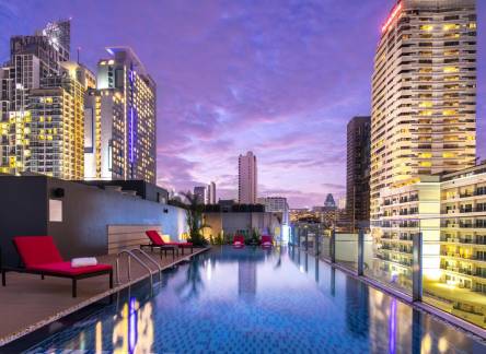 Отель Travelodge Sukhumvit 11