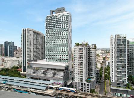 Отель Avani Sukhumvit Bangkok