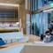 Отель Holiday Inn Express Bangkok Soi Soonvijai
