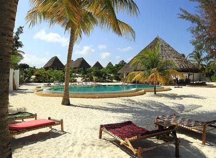Отель Ujamaa Beach Resort