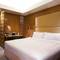 Отель Oasia Hotel Downtown