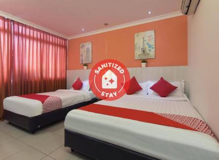Отель OYO 761 City Hotel