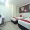 Отель OYO 761 City Hotel