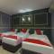 Отель OYO 761 City Hotel
