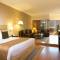 Отель Millennium Plaza Downtown Suites, Dubai