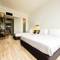 Отель Hotel Sentral Pudu