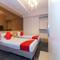 Отель The Crown Borneo Hotel
