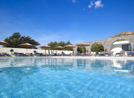 Отель CHC Coriva Beach Hotel & Bungalows