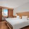 Отель Ibis Gading Serpong