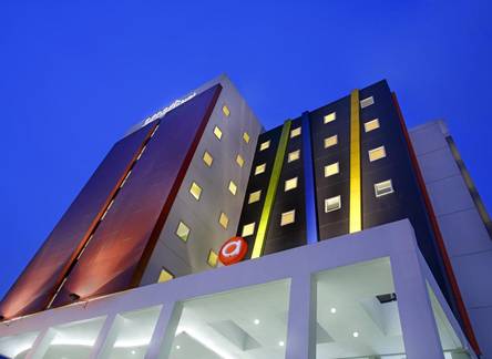 Отель Amaris Hotel Bekasi Barat