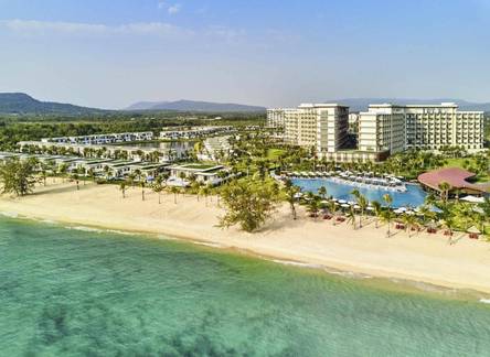 Отель Movenpick Resort Waverly Phu Quoc