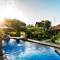 Отель Abian Huts Lembongan