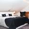 Отель Brown's Boutique Hotel & Apartments